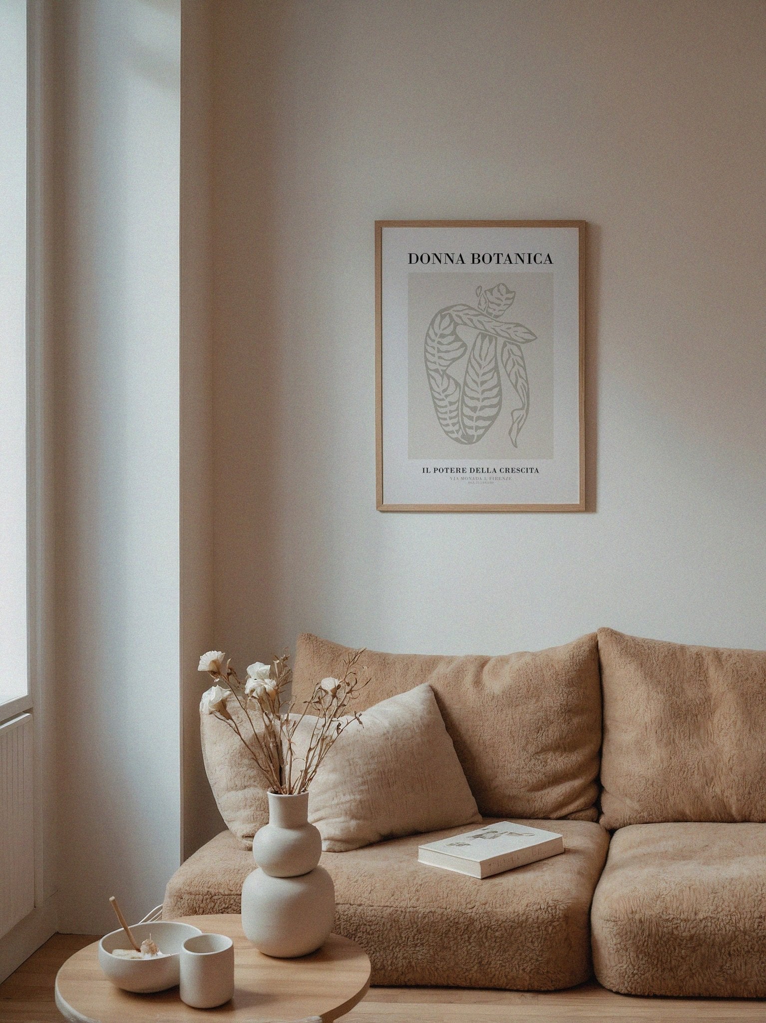 Donna Botanica Poster